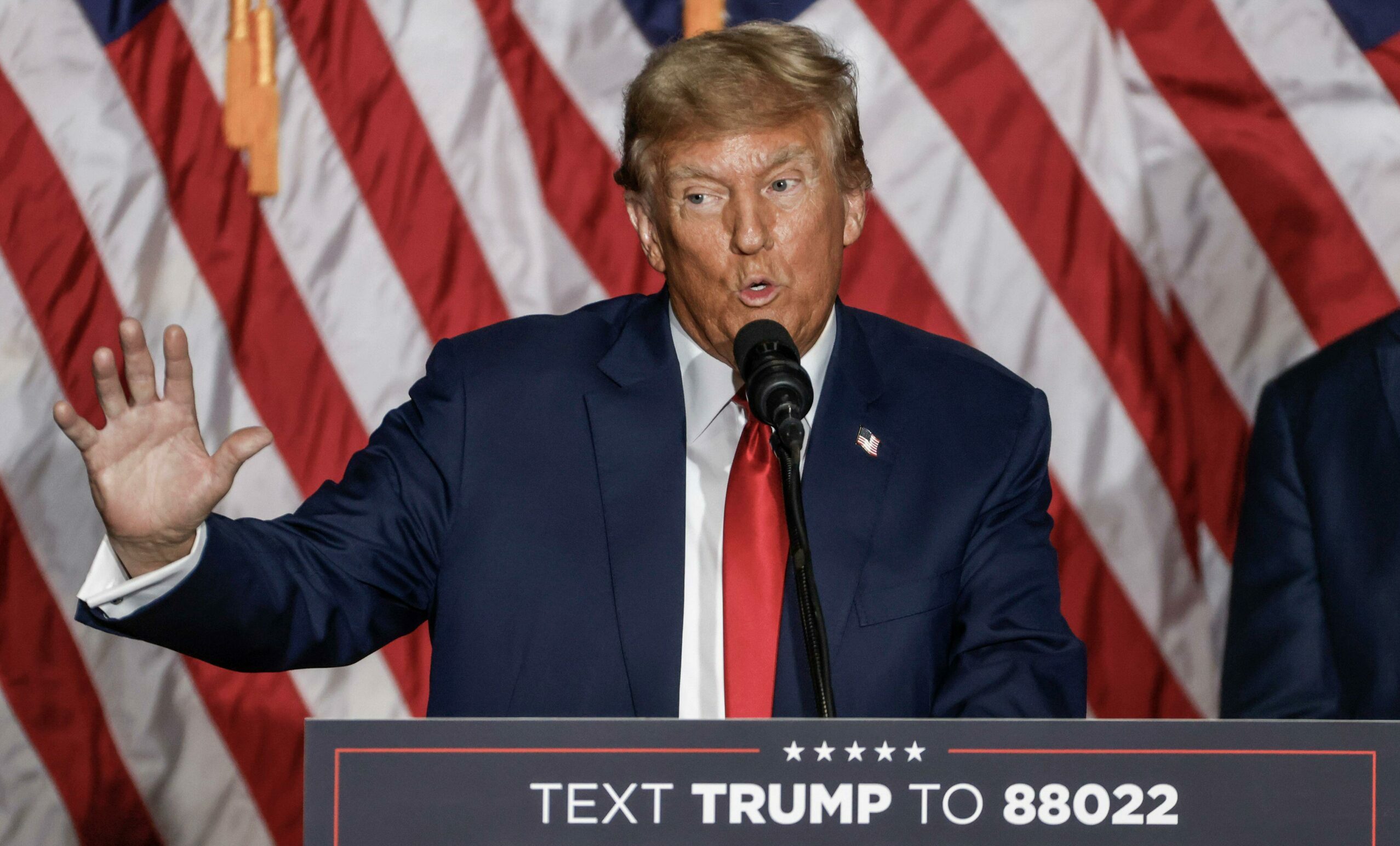 Trump RESPONDS to news that DeSantis has exited GOP presidential race