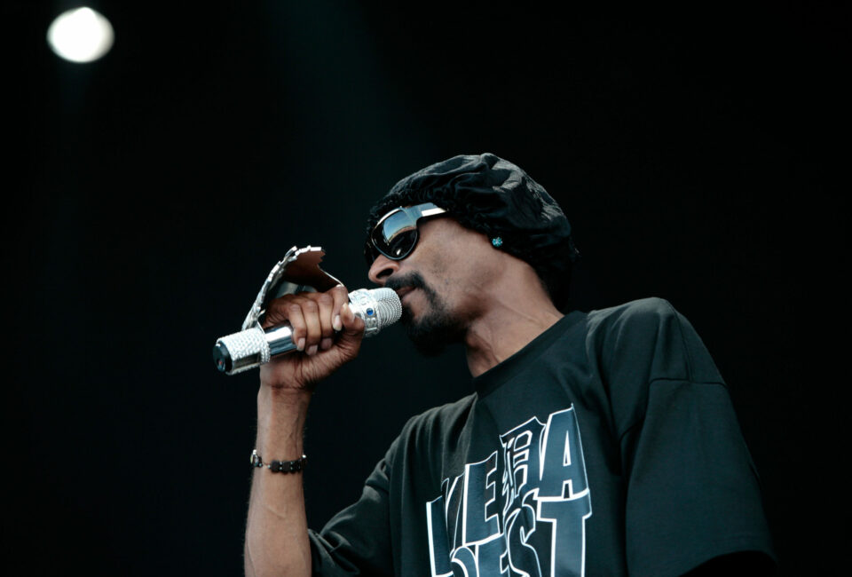 Rap legend flips his stance and speaks out about his ‘love’ for Trump