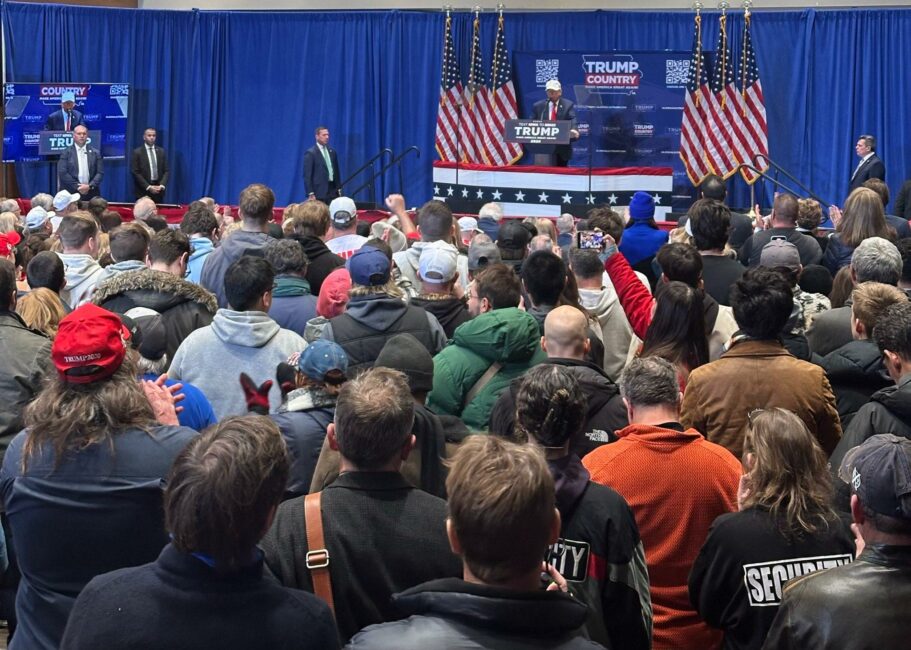 Trump pulls in BIG crowds to Iowa in final show of pre-caucus STRENGTH