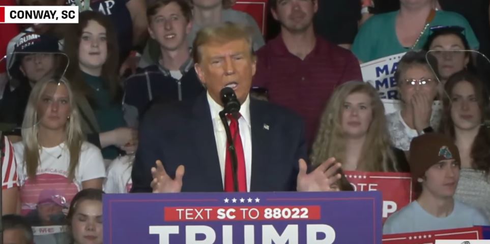 Trump touts winning streak‚ urges South Carolina to give him another victory