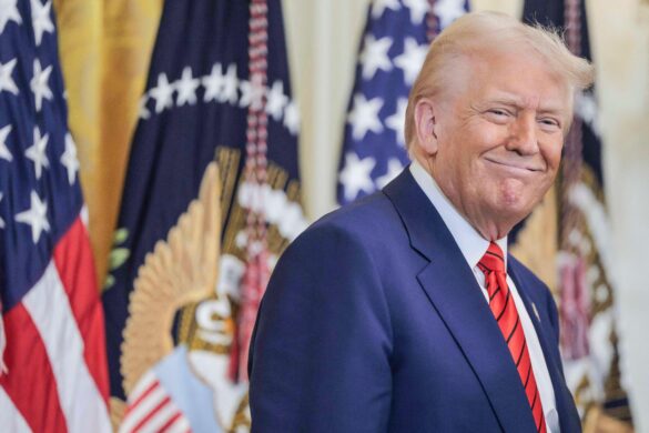 Trump congratulates Sen. Schumer for supporting Republican Continuing